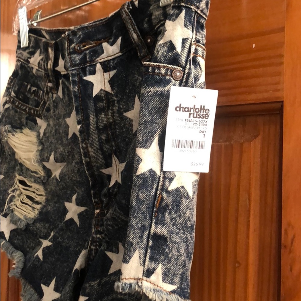 Shorts - Picture 2 of 2